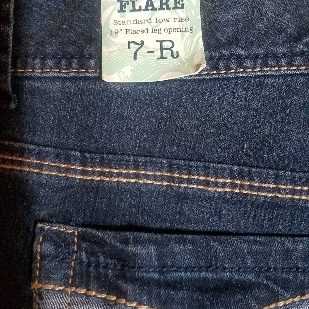 Jeans - Picture 3 of 4